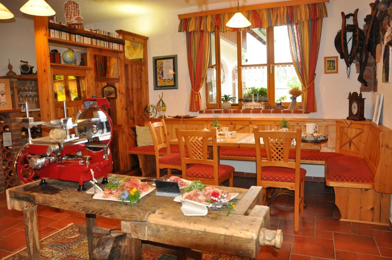 Bed and Breakfast Gmiatliche Stubm Лойперсдорф-бай-Фюрстенфельд Экстерьер фото